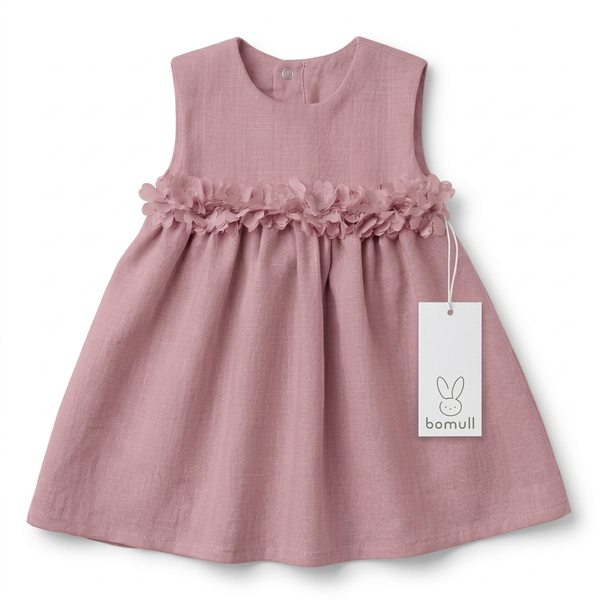 Vestido en Lino con  Flores en el Pecho