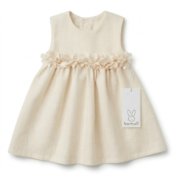 Vestido en Lino con  Flores en el Pecho