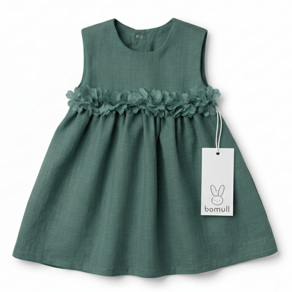 Vestido en Lino con  Flores en el Pecho