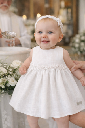 Vestido en Lino con  Flores en el Pecho